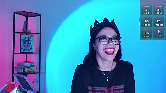 girldom online show from 11/24/25, 04:40