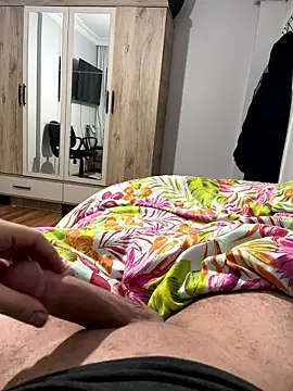 Snapshot of Erenn9972 chatting on 01/05/26, 05:49 Erenn9972 online show from 01/05/26, 05:49