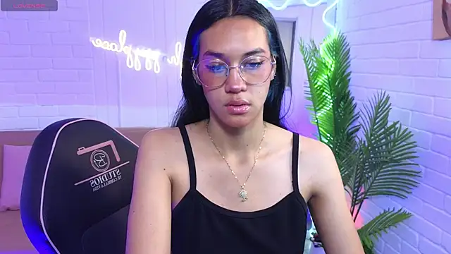 artemiss tay online show from 10/03/25, 07:11