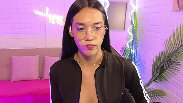 artemiss tay online show from 10/24/25, 07:21