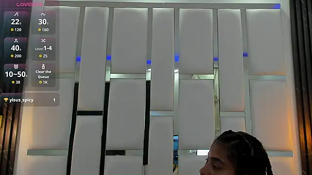 sarah ashbourne online show from 10/25/25, 03:36