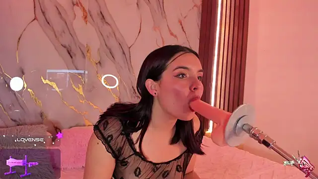 alicecute77 online show from 09/30/25, 02:27