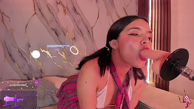 alicecute77 online show from 10/12/25, 02:32