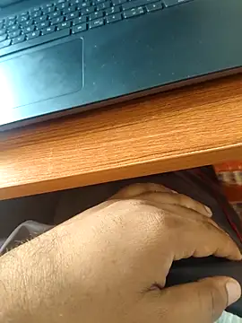 Snapshot of TeluguMuslimBoy chatting on 09/12/25, 05:29 TeluguMuslimBoy online show from 09/12/25, 05:29