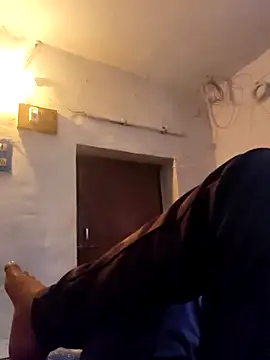 Snapshot of TeluguMuslimBoy chatting on 10/12/25, 04:28 TeluguMuslimBoy online show from 10/12/25, 04:28