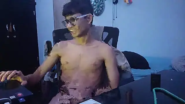 Snapshot of ElverCol chatting on 02/21/26, 05:52 ElverCol online show from 02/21/26, 05:52