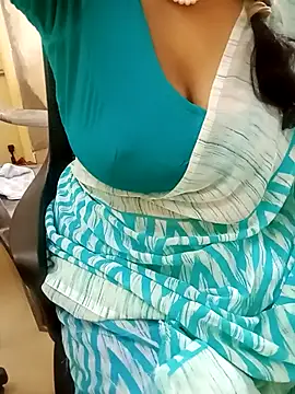 Snapshot of tami_lavanya chatting on 11/17/25, 04:46 tami lavanya online show from 11/17/25, 04:46