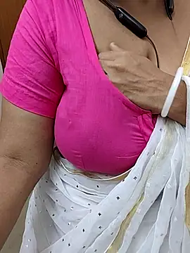 tami lavanya online show from 06/13/26, 06:28