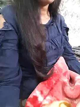 Aarti-kumri online show from 11/17/25, 10:21