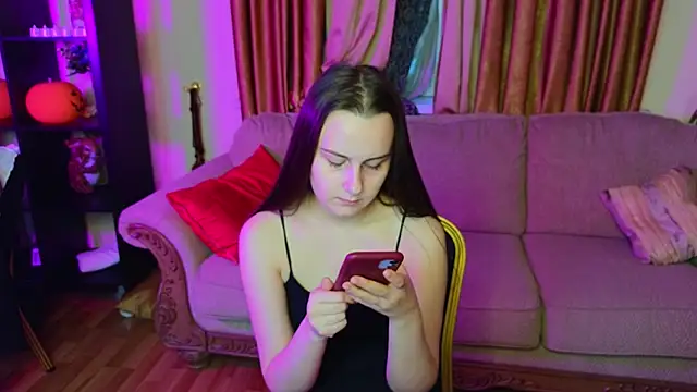 Kelly Cartier online show from 11/05/25, 11:21