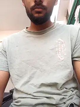 Snapshot of mayur_raaje chatting on 03/23/26, 03:54 mayur raaje online show from 03/23/26, 03:54