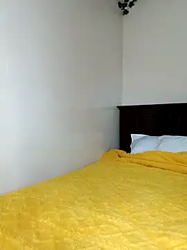 Snapshot of Nedambale chatting on 03/08/26, 09:24 Nedambale online show from 03/08/26, 09:24