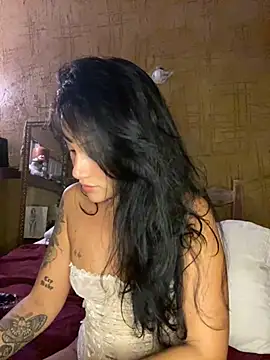 Snapshot of jepetitoiseau chatting on 05/09/26, 12:27 jepetitoiseau online show from 05/09/26, 12:27