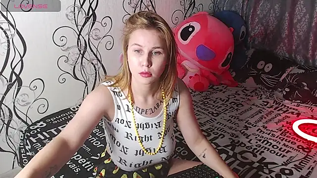 RoyAngela online show from 09/24/25, 08:45