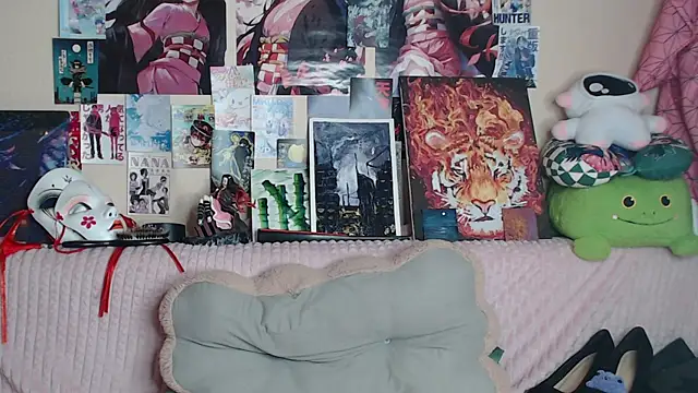 AliceChio online show from 11/07/25, 04:34