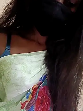 Snapshot of kavya-telugu84 chatting on 09/27/25, 10:59 kavya-telugu84 online show from 09/27/25, 10:59