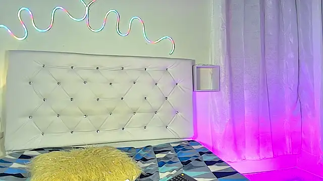 tatixxxvega online show from 09/19/25, 01:34