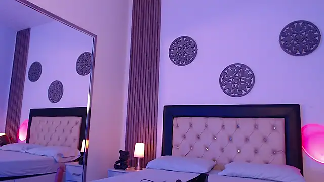 Snapshot of Serena_Houstonn chatting on 10/30/25, 11:33 Serena Houstonn online show from 10/30/25, 11:33