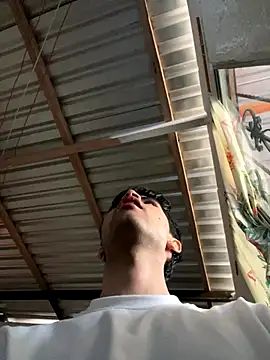 Axel-Mejia online show from 11/28/25, 08:11