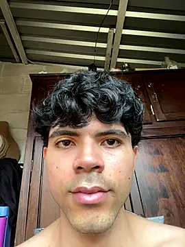 Axel-Mejia online show from 12/13/25, 07:53