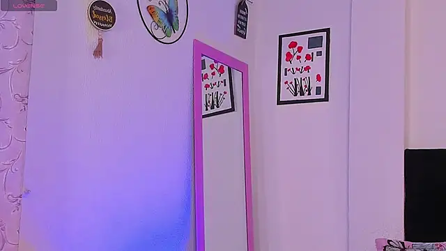 Snapshot of Aryane_art_ chatting on 02/23/26, 12:41 Aryane art online show from 02/23/26, 12:41