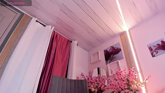 Jenie fire  online show from 10/06/25, 07:55