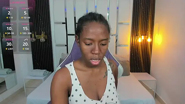  emma willliams  online show from 11/28/25, 01:58