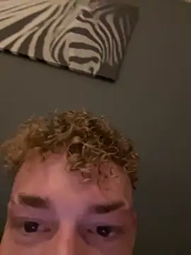 Snapshot of hottyFcup chatting on 11/03/25, 08:32 hottyFcup online show from 11/03/25, 08:32