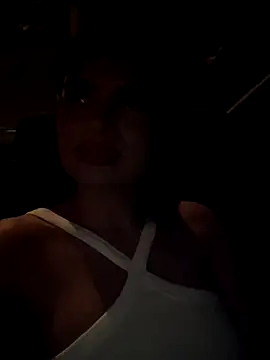 IrinaVelvet online show from 11/07/25, 11:05