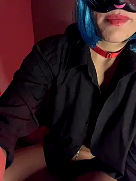 Snapshot of MaskeliParti chatting on 10/21/25, 08:59 MaskeliParti online show from 10/21/25, 08:59