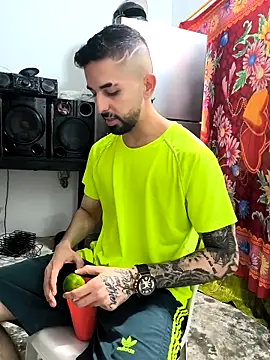 giannis090 online show from 11/01/25, 10:23