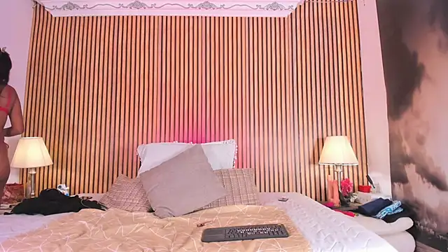 keeyla stone online show from 09/15/25, 07:03