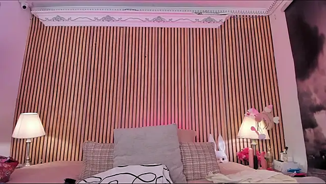 keeyla stone online show from 11/05/25, 08:31