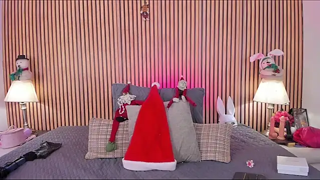 Snapshot of keeyla_stone chatting on 12/18/25, 09:32 keeyla stone online show from 12/18/25, 09:32