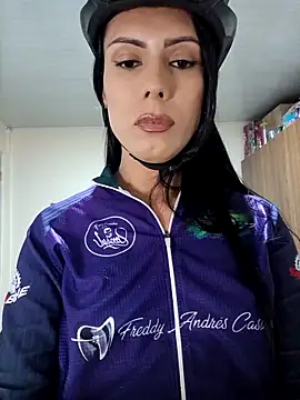 Snapshot of grecia_live69 chatting on 11/10/25, 03:38 grecia live69 online show from 11/10/25, 03:38