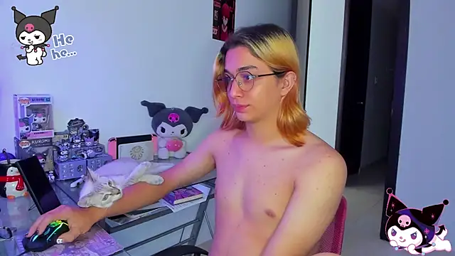 KeitaMoon online show from 10/13/25, 09:15