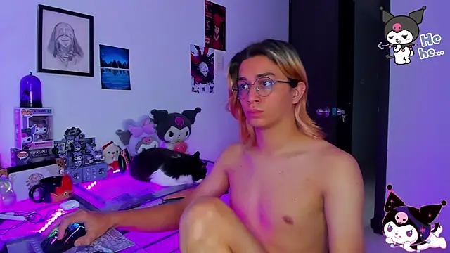 KeitaMoon online show from 12/18/25, 02:01