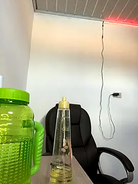 Nicky-222 online show from 09/26/25, 08:02