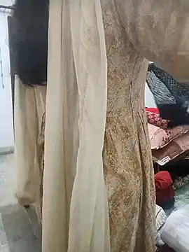 Anamika-singhania online show from 11/11/25, 09:53