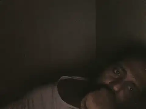 elpoop7305 online show from 11/28/25, 12:08