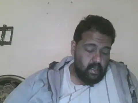 Snapshot of elpoop7305 chatting on 02/03/26, 08:52 elpoop7305 online show from 02/03/26, 08:52