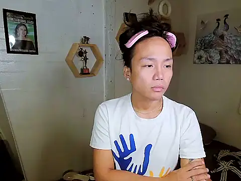 YourNikkieXxx online show from 10/11/25, 04:49