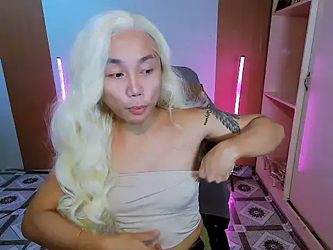 Snapshot of YourNikkieXxx chatting on 02/01/26, 01:20 YourNikkieXxx online show from 02/01/26, 01:20