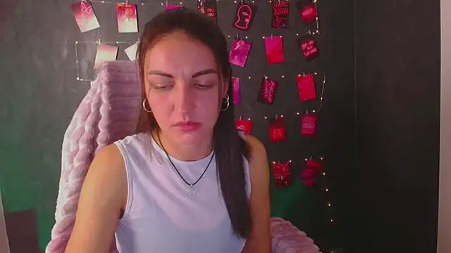 Aurora Loveu online show from 11/14/25, 09:46