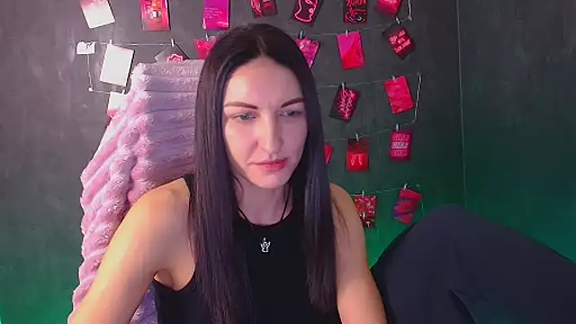 Snapshot of Aurora_Loveu chatting on 01/07/26, 01:24 Aurora Loveu online show from 01/07/26, 01:24