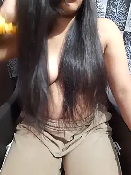 Snapshot of Malikaa-baby5 chatting on 03/21/26, 03:48 Malikaa-baby5 online show from 03/21/26, 03:48