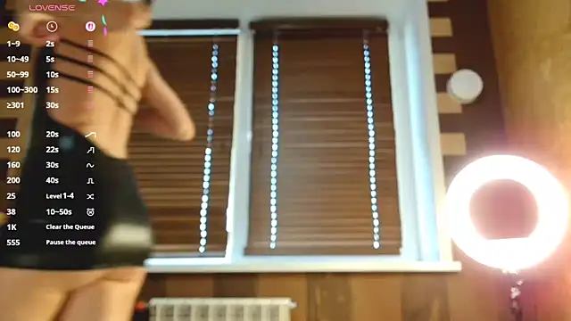 Snapshot of MaryOne__ chatting on 10/05/25, 06:45 MaryOne online show from 10/05/25, 06:45