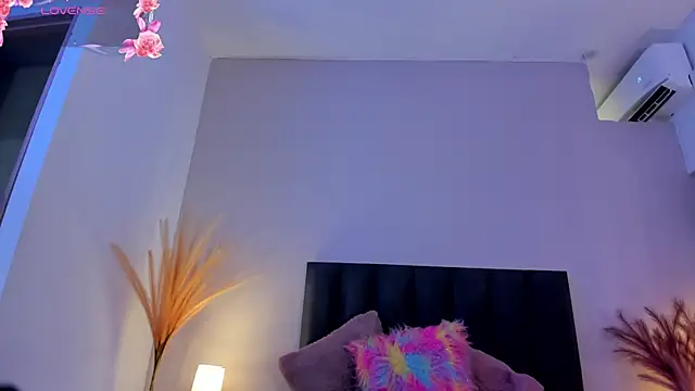 KendraChavez  online show from 09/29/25, 09:41