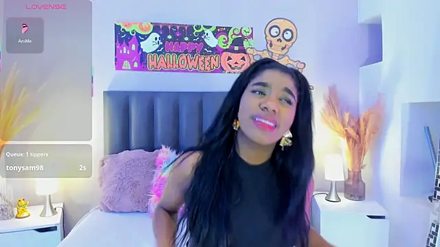 KendraChavez  online show from 10/29/25, 09:27