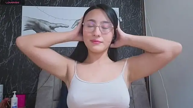 emily vermont online show from 12/05/25, 03:48